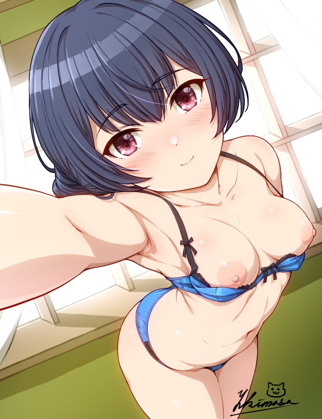 �A�C�h���}�X�^�[�V���C�j�[�J���[�Y �m��z��